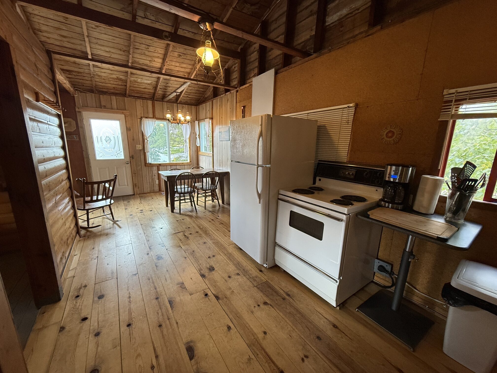 Cabin #7 - Image 2